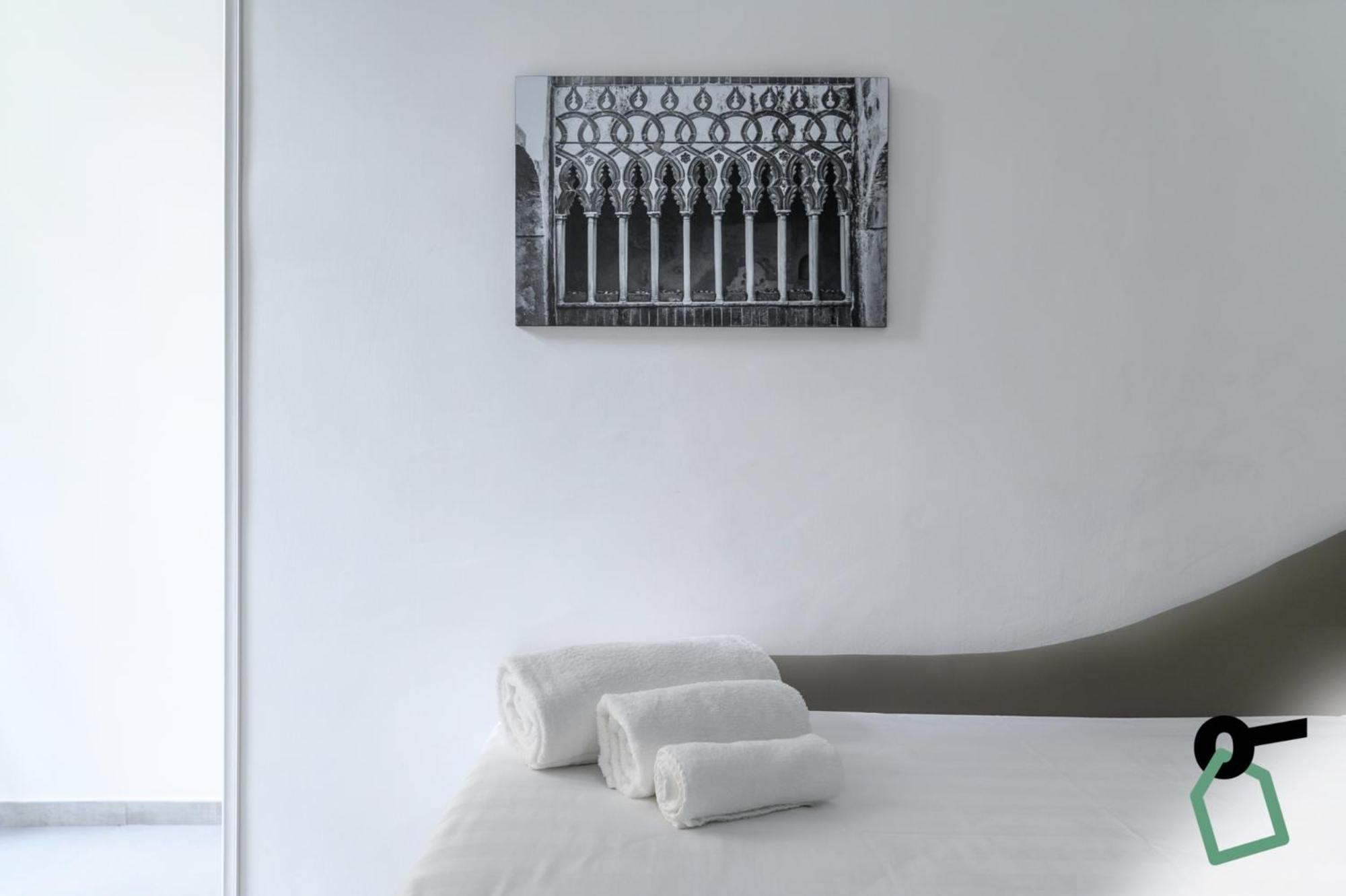 Hotiday Room Collection - Napoli Sant'Arcangelo Zewnętrze zdjęcie