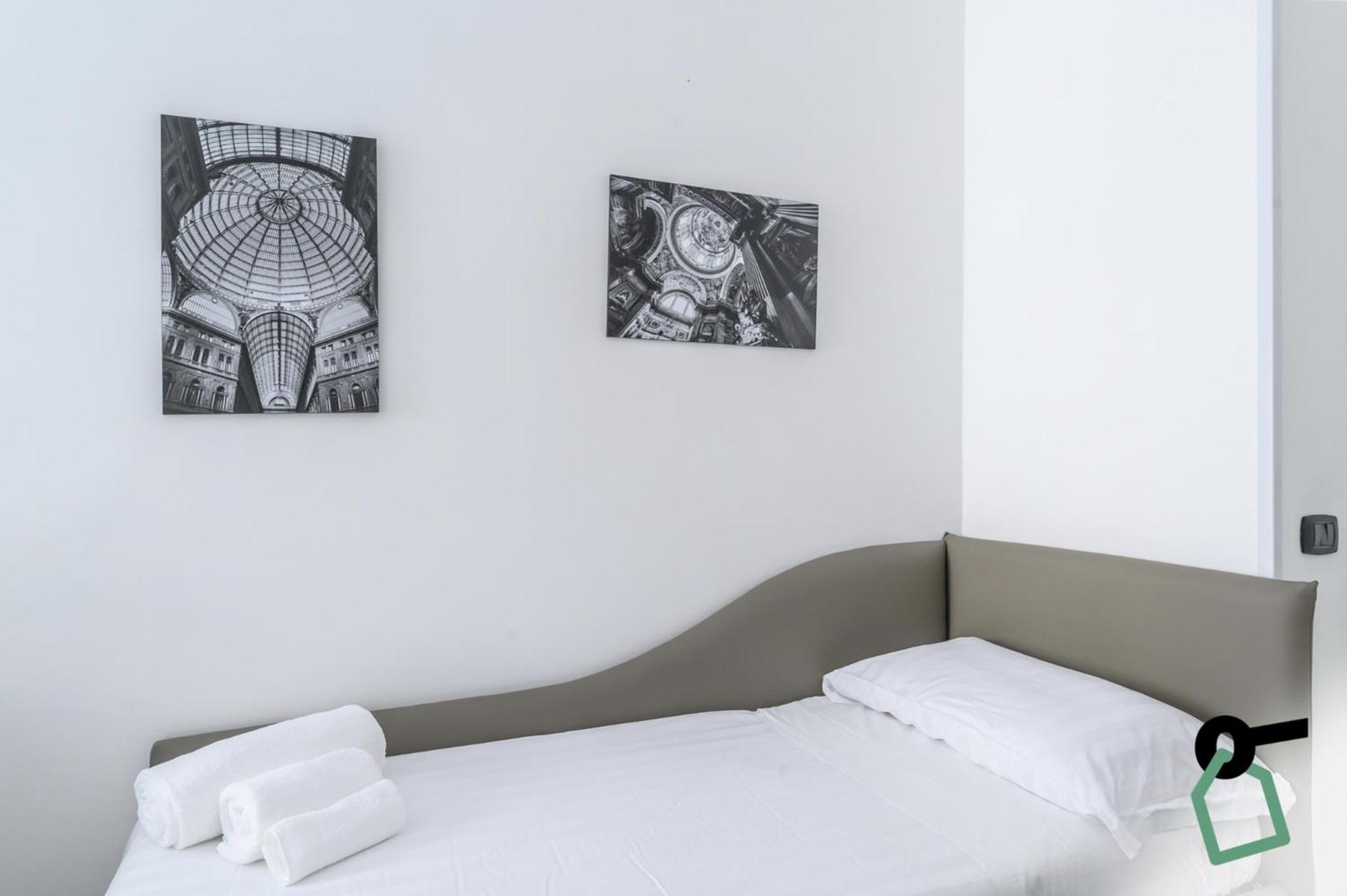 Hotiday Room Collection - Napoli Sant'Arcangelo Zewnętrze zdjęcie