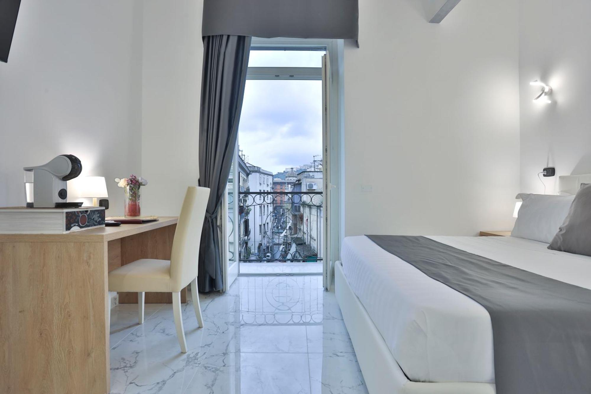 Hotiday Room Collection - Napoli Sant'Arcangelo Zewnętrze zdjęcie